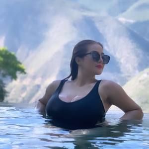 Meet your Posher, Miriam